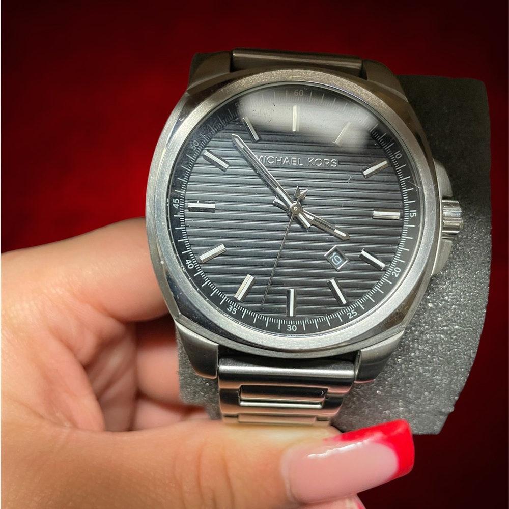 Michael Kors Gray Striped Dial Watch